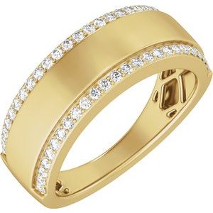 1/2 Ctw Lab Grown Diamond Half Round Accented Tapered Band