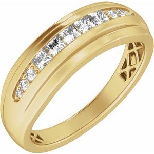 1/2 Ctw Lab Grown Diamond Stepped Accented Tapered Band