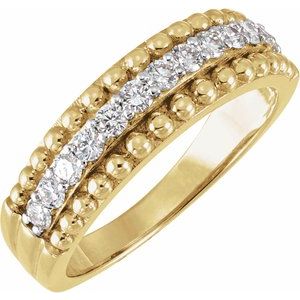 1/2 Ctw Lab-Grown Diamond Band