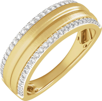 1/2 Ctw Lab Grown Diamond Half Round Accented Tapered Band
