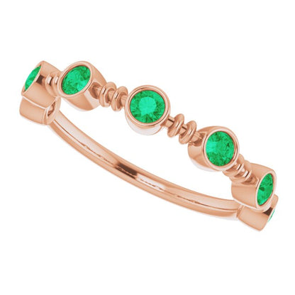 Lab-Grown Emerald Bezel-Set Ring - Rose Gold